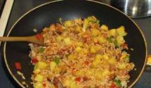 Рис с морепродуктами по-китайски - рецепт приготовления с фото Рис с морепродуктами рецепт с соевым